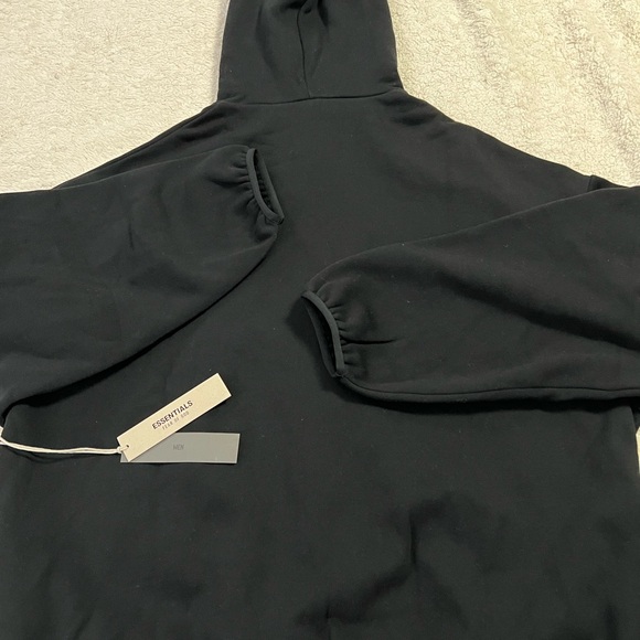 NWT ESSENTIALS Fear of God Black Hoodie sz Medium - Picture 6 of 7